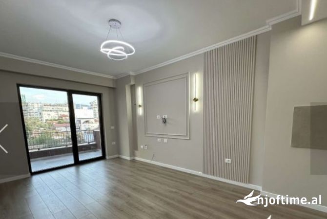 Ambient biznesi me qera 3+1 ne Tirane - 900 Euro