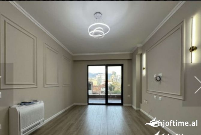Ambient biznesi me qera 3+1 ne Tirane - 900 Euro