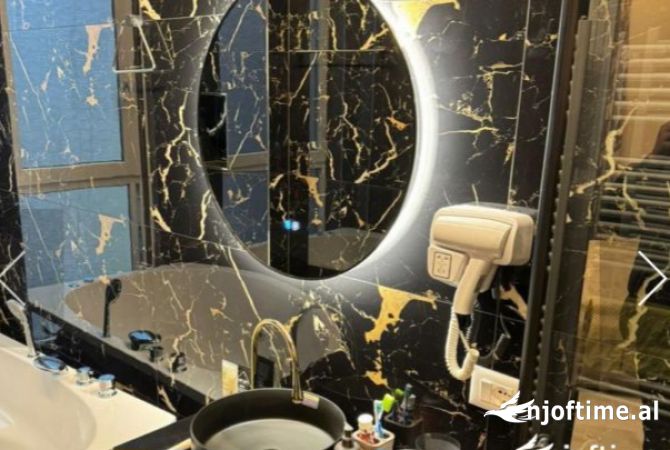 Shtepi ne shitje Apartament ne Tirane, 2+1, Mobilimi E mobiluar, Pagesa 217,000  Euro.