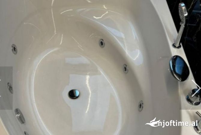 Shtepi ne shitje Apartament ne Tirane, 2+1, Mobilimi E mobiluar, Pagesa 217,000  Euro.