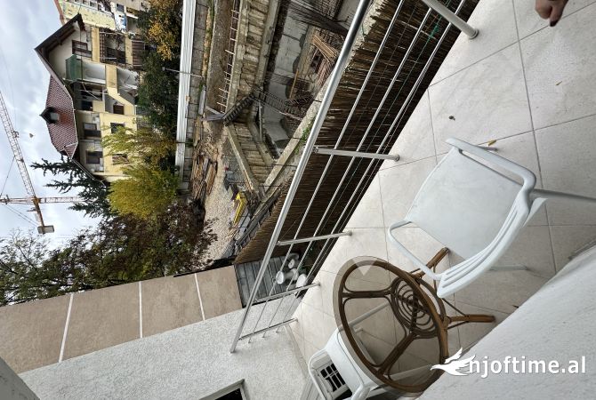 Shtepi me qera Apartament ne Tirane, 1+1, Mobilimi E mobiluar, Pagesa 700  Euro.