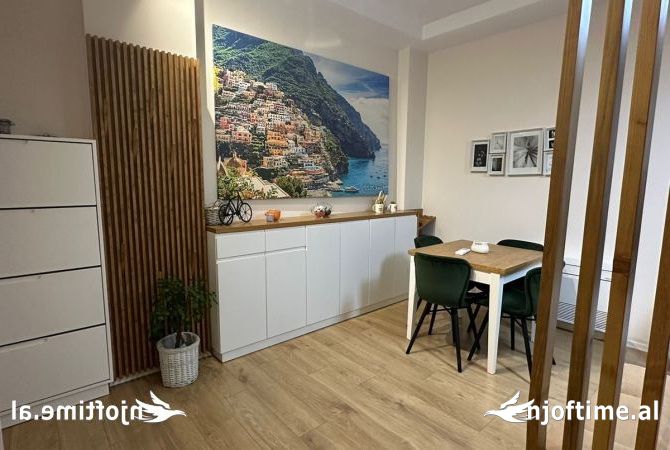 Shtepi me qera 1+1 ne Tirane - 60,000 Leke