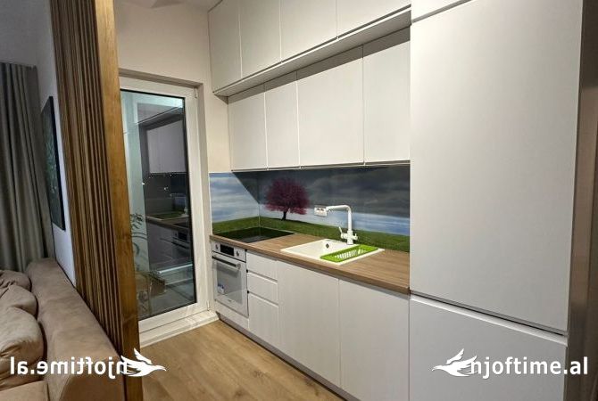 Shtepi me qera Apartament ne Tirane, 1+1, Mobilimi E mobiluar, Pagesa 60,000  Leke.