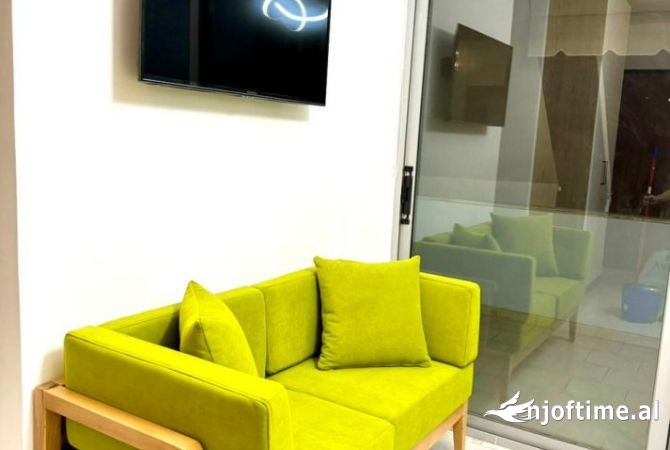 Shtepi me qera Apartament ne Tirane, Garsoniere, Mobilimi E mobiluar, Pagesa 500  Euro.