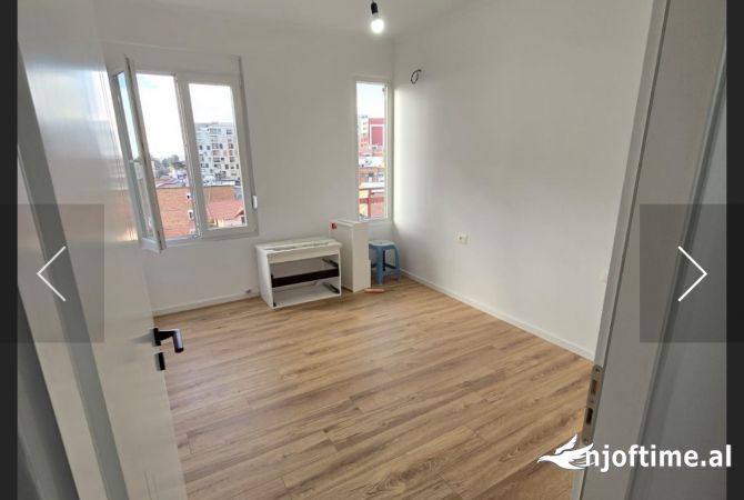 Shtepi ne shitje Apartament ne Tirane, 2+1, Mobilimi E mobiluar, Pagesa 132,000  Euro.