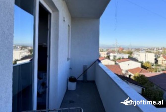 Shtepi ne shitje Apartament ne Tirane, 1+1, Mobilimi E mobiluar, Pagesa 13,500,000  Leke.