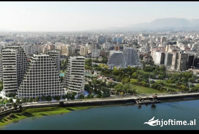 Ambient biznesi me qera 3+1 ne Tirane - 1,000 Euro