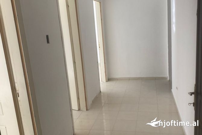 Shtepi ne shitje 2+1 ne Tirane - 84,999 Euro