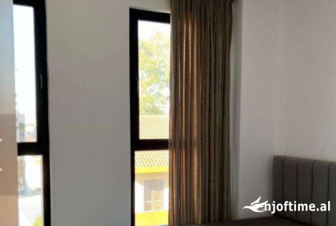 Shtepi me qera 2+1 ne Tirane - 600 Euro