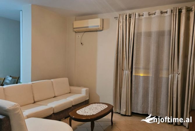 Shtepi me qera 1+1 ne Tirane - 50,000 Leke