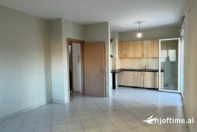 Shtepi ne shitje 1+1 ne Tirane - 119,000 Euro
