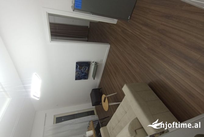 Shtepi ne shitje 1+1 ne Tirane - 80,000 Euro
