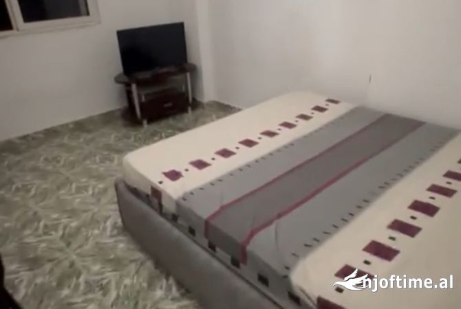 Shtepi me qera Apartament ne Tirane, 2+1, Mobilimi E mobiluar, Pagesa 55,000  Leke.