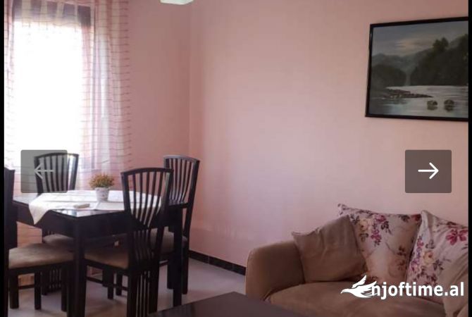 Shtepi ne shitje Apartament ne Tirane, 2+1, Mobilimi E mobiluar, Pagesa 88,000  Euro.