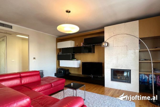 Shtepi me qera Apartament ne Tirane, 2+1, Mobilimi E mobiluar, Pagesa 1,800  Euro.