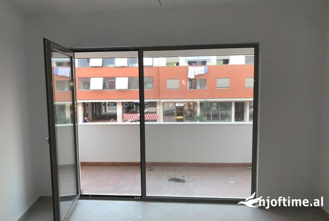 Shtepi me qera 1+1 ne Tirane - 400 Euro