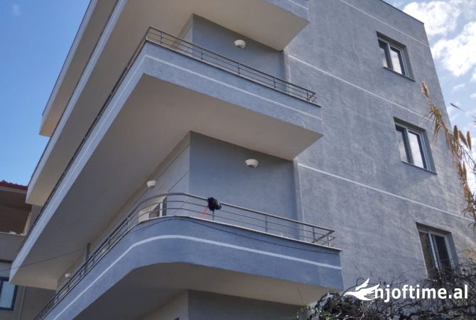 Shtepi ne shitje 7+1 ne Tirane - 650,000 Euro