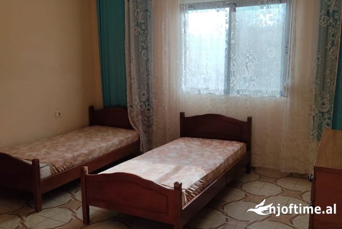 Shtepi me qera Apartament ne Tirane, 2+1, Mobilimi E mobiluar, Pagesa 38,000  Leke.