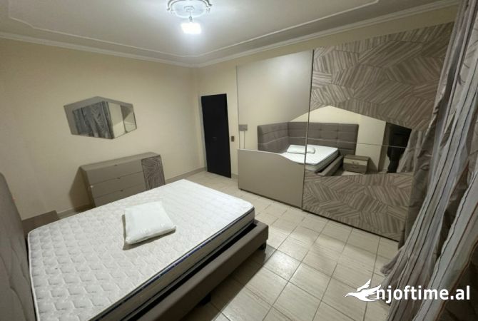 Shtepi me qera 1+1 ne Tirane - 50,000 Leke