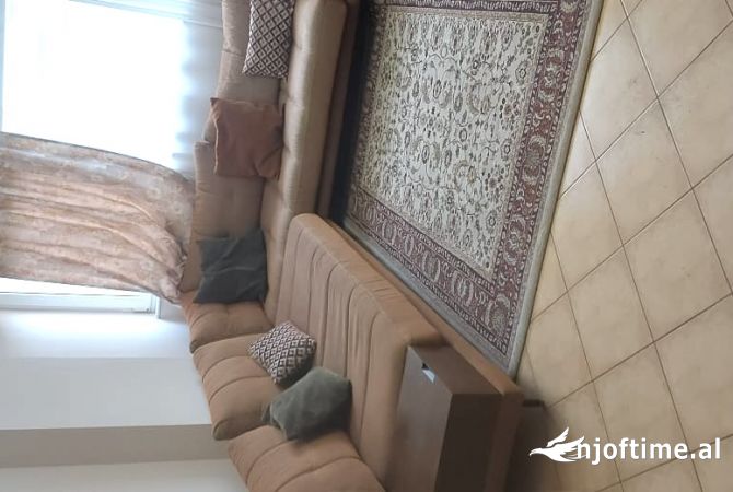Casa in affitto 1+1 a Tirana - 620 Euro
