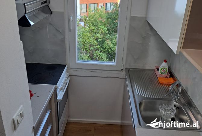 Shtepi me qera Apartament ne Tirane, 1+1, Mobilimi E mobiluar, Pagesa 600  Euro.