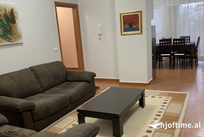 Shtepi me qera 2+1 ne Tirane - 600 Euro