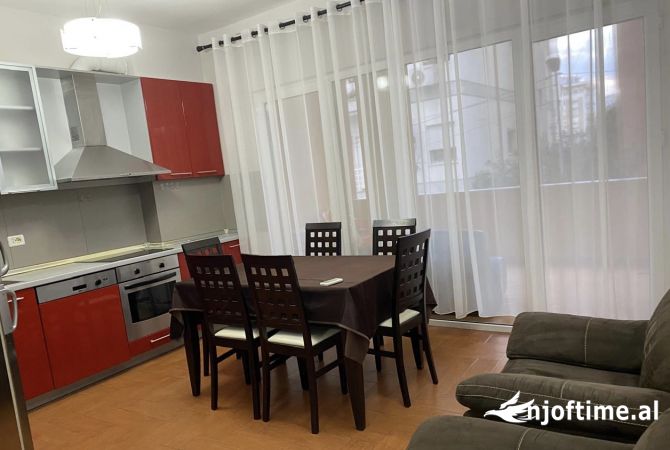 Shtepi me qera 2+1 ne Tirane - 600 Euro