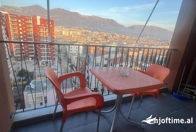 Shtepi me qera Apartament ne Tirane, 2+1, Mobilimi E mobiluar, Pagesa 600  Euro.