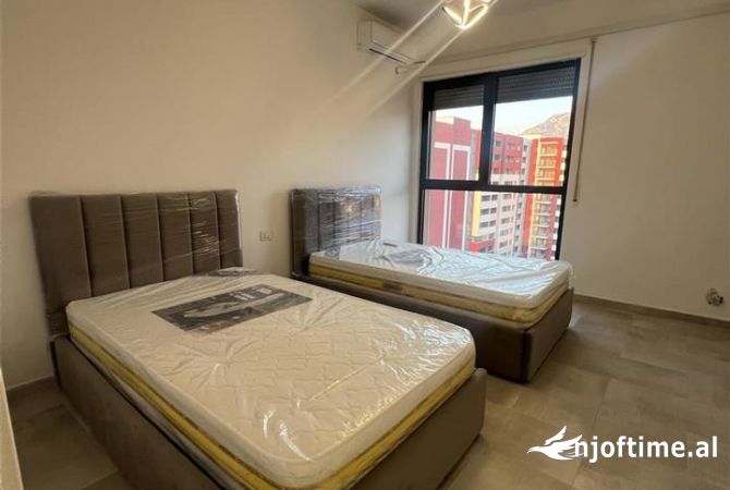 Shtepi me qera Apartament ne Tirane, 2+1, Mobilimi E mobiluar, Pagesa 600  Euro.