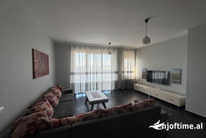 Shtepi me qera 2+1 ne Tirane - 500 Euro