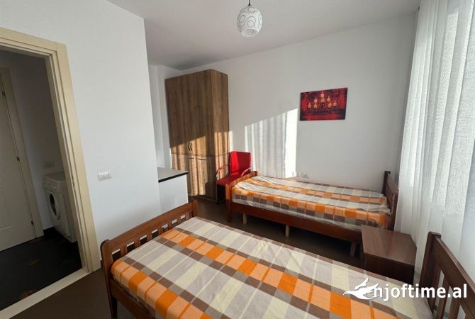 Shtepi me qera Apartament ne Tirane, 2+1, Mobilimi E mobiluar, Pagesa 500  Euro.