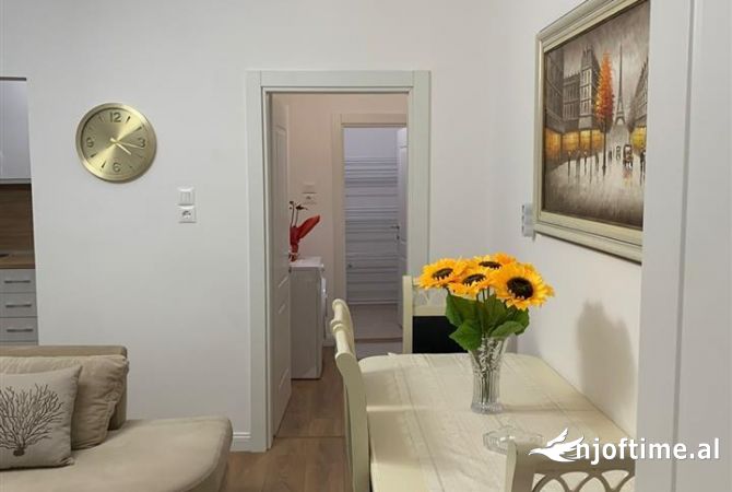 Shtepi me qera 3+1 ne Tirane - 700 Euro