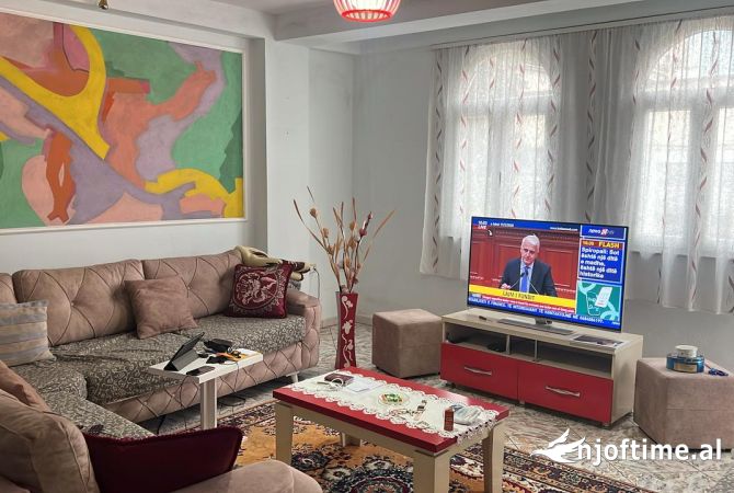 Shtepi me qera 2+1 ne Tirane - 70,000 Leke