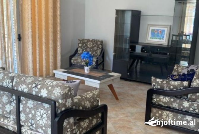 Shtepi me qera 3+1 ne Tirane - 50,000 Leke