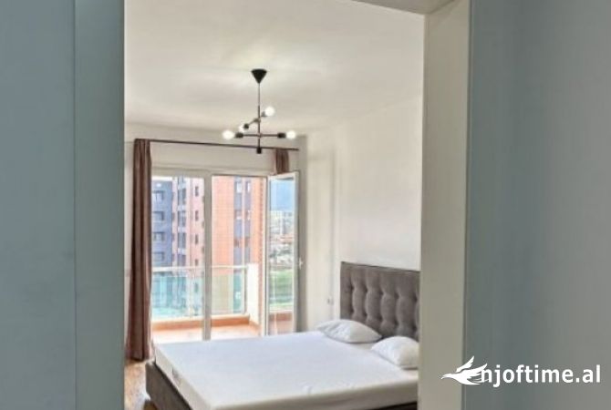 Shtepi me qera Apartament ne Tirane, 1+1, Mobilimi E mobiluar, Pagesa 500  Euro.