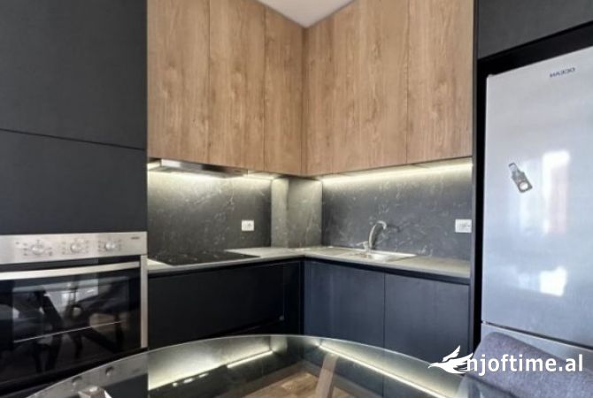Shtepi me qera Apartament ne Tirane, 1+1, Mobilimi E mobiluar, Pagesa 500  Euro.