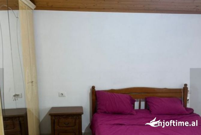 Shtepi me qera 1+1 ne Tirane - 34,000 Leke