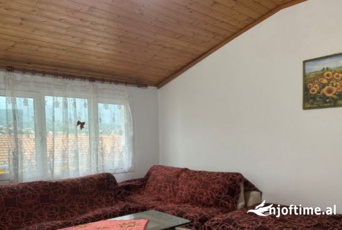 Shtepi me qera Shtepi Private ne Tirane, 1+1, Mobilimi E mobiluar, Pagesa 34,000  Leke.