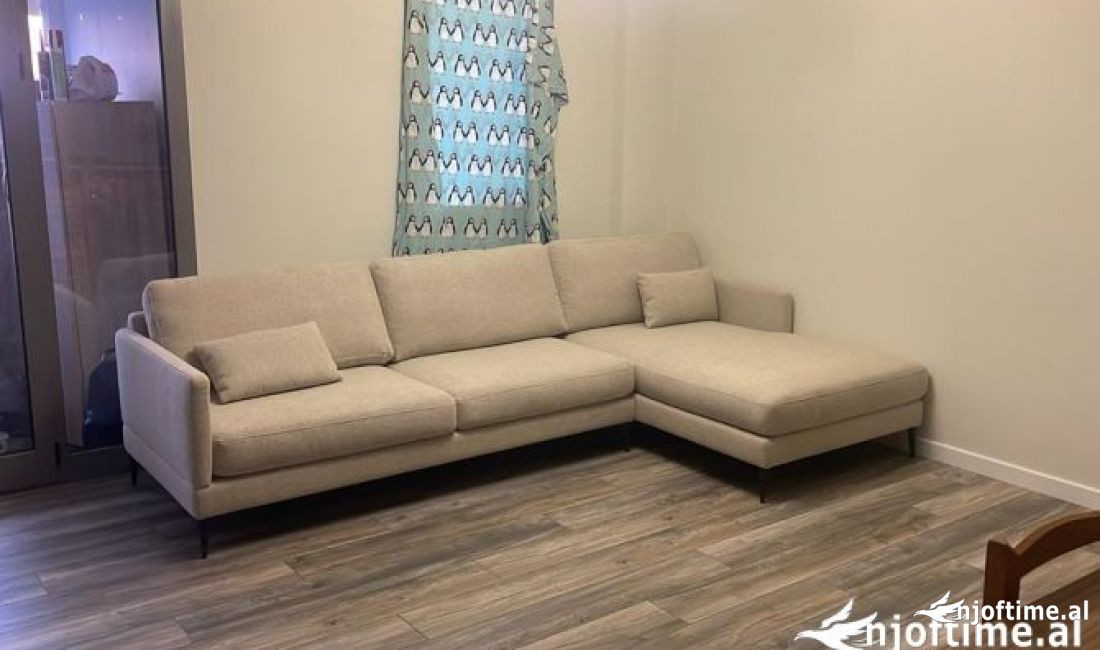 Shtepi ne shitje Apartament ne Tirane, 2+1, Mobilimi E mobiluar, Pagesa 299,000  Euro.