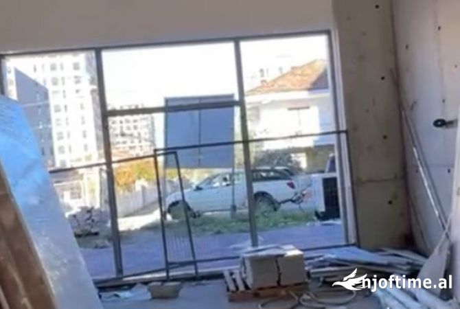 Ambient biznesi me qera 1+1 ne Tirane - 2,500 Euro