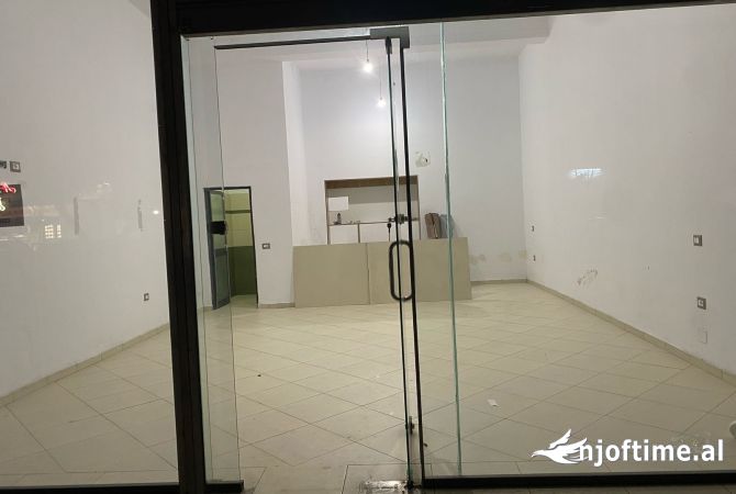 Ambient biznesi ne shitje 1+1 ne Tirane - 150,000 Euro