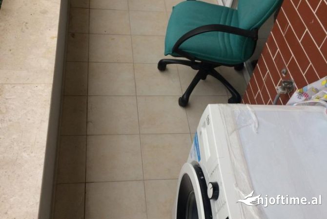 Shtepi me qera Apartament ne Tirane, 1+1, Mobilimi E mobiluar, Pagesa 400  Euro.