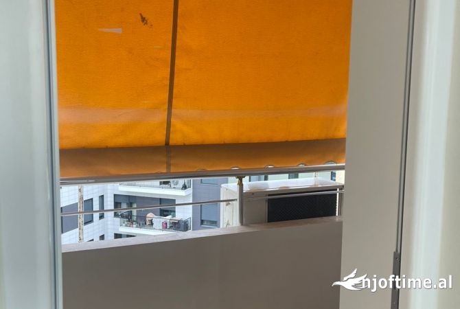 Shtepi me qera Apartament ne Tirane, 1+1, Mobilimi E mobiluar, Pagesa 900  Euro.