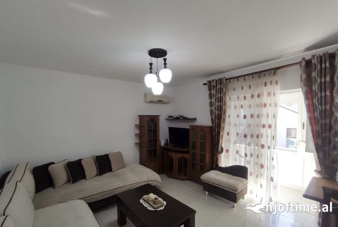 Shtepi me qera 1+1 ne Tirane - 700 Euro
