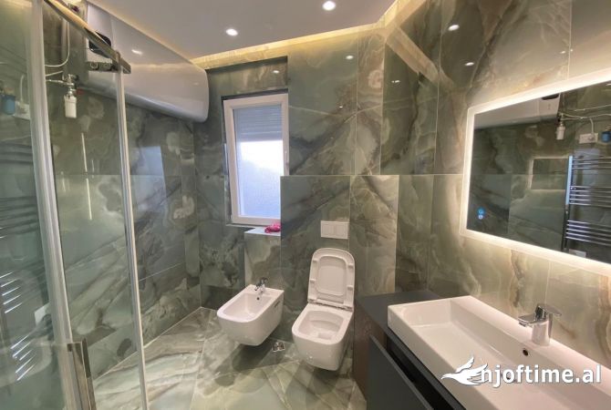 Apartment for rent in Tirana 2+1, Emty