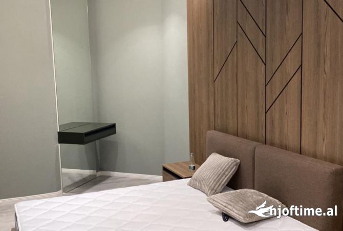 Shtepi me qera Apartament ne Tirane, 2+1, Mobilimi E mobiluar, Pagesa 600  Euro.