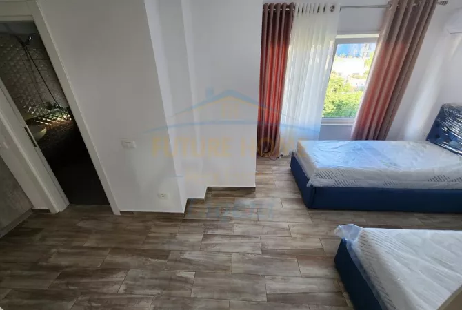 Shtepi me qera 3+1 ne Tirane - 1,000 Euro