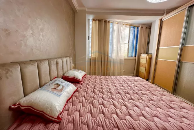 Apartment for sale in Tirana 1+1, Furnished