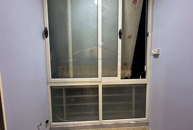 Shtepi me qera Apartament ne Tirane, 2+1, Mobilimi E mobiluar, Pagesa 600  Euro.