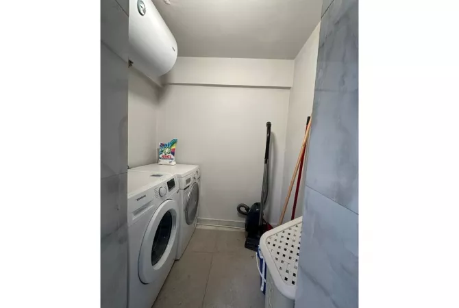 Shtepi ne shitje Apartament ne Tirane, 2+1, Mobilimi E mobiluar, Pagesa 169,000  Euro.